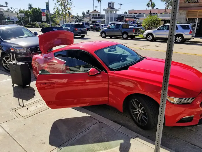 Avis Car Rental Picture 2