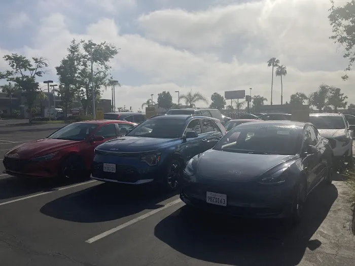 Hertz Car Rental - San Diego - Clairemont Mesa Boulevard Picture 4