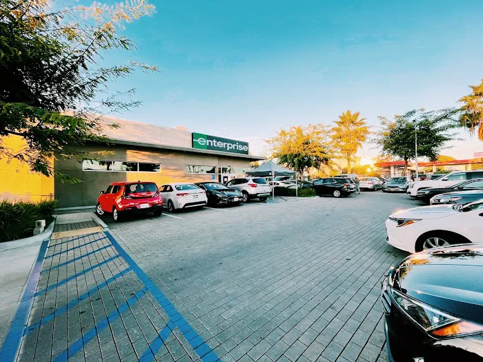 Enterprise Rent-A-Car Picture 3