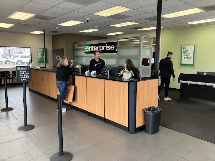 Enterprise Rent-A-Car Picture 4