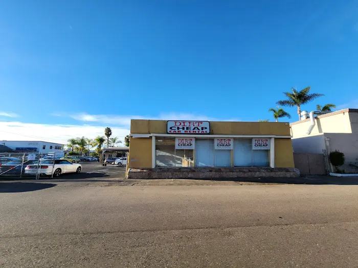 Dirt Cheap Car Rental Picture 5