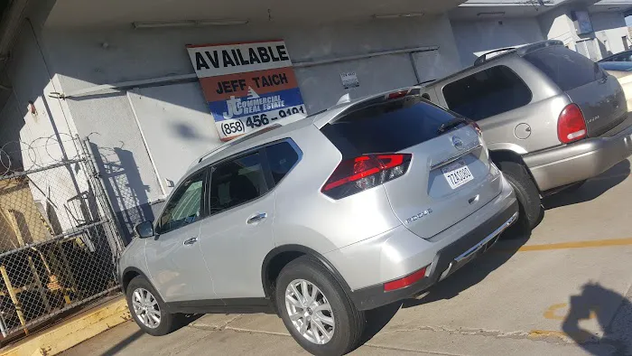 Avis Car Rental Picture 4