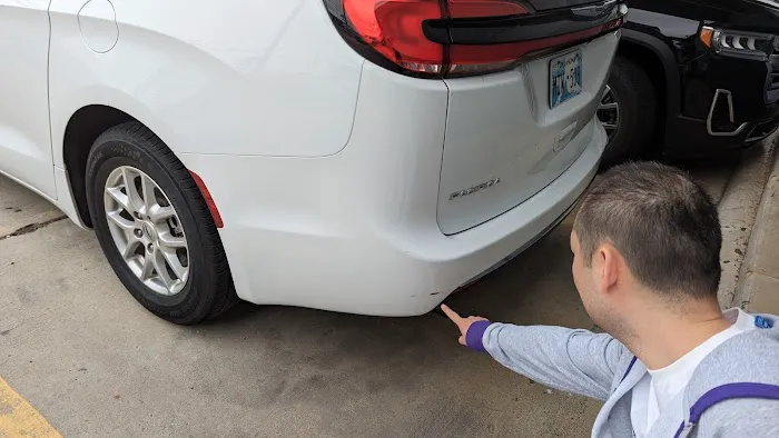 Avis Car Rental Picture 10