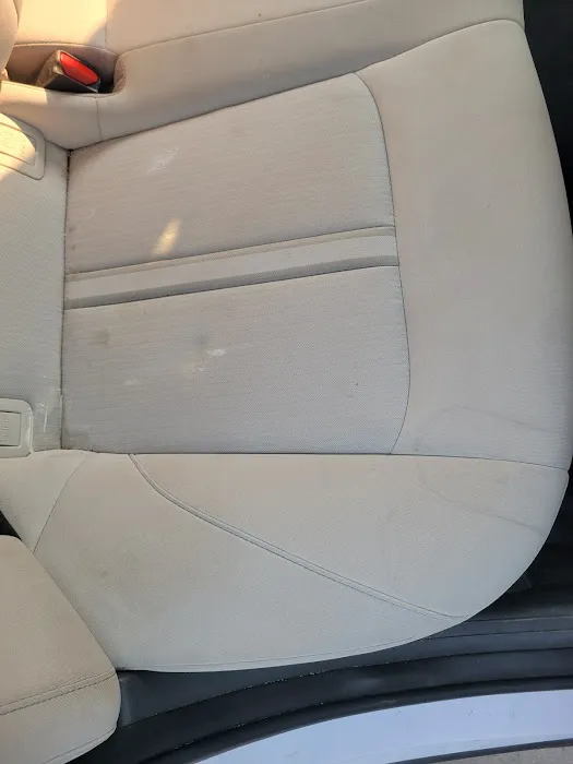 Avis Car Rental Picture 3