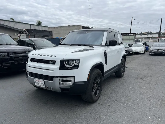 Safi Cars Rental, Inc Picture 2