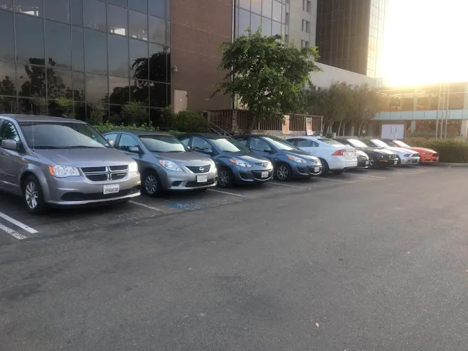 Joy Car Rental Picture 1
