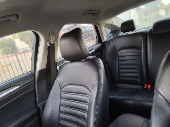 Joy Car Rental Picture 5