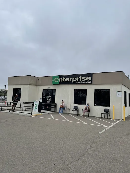 Enterprise Rent-A-Car Picture 1