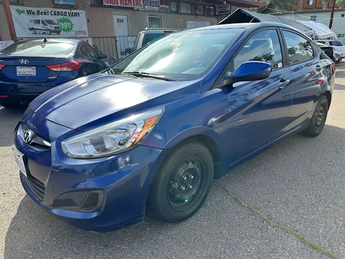 Sensible Car Rental Picture 1