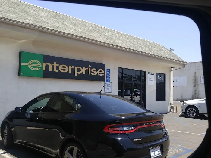 Enterprise Rent-A-Car Picture 9