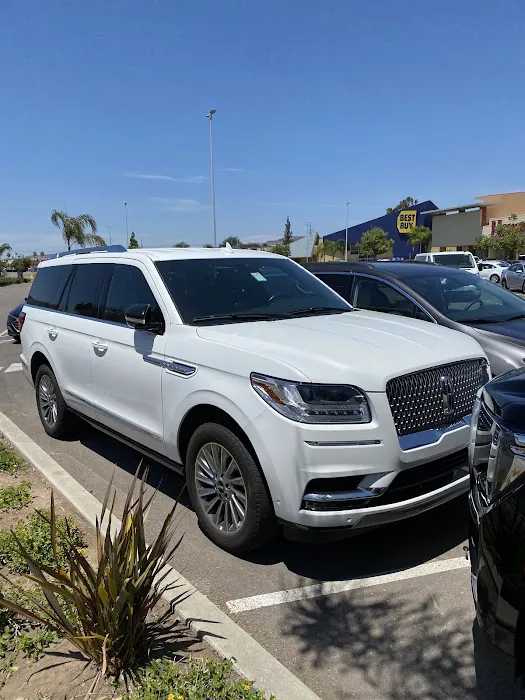 Avis Car Rental Picture 4