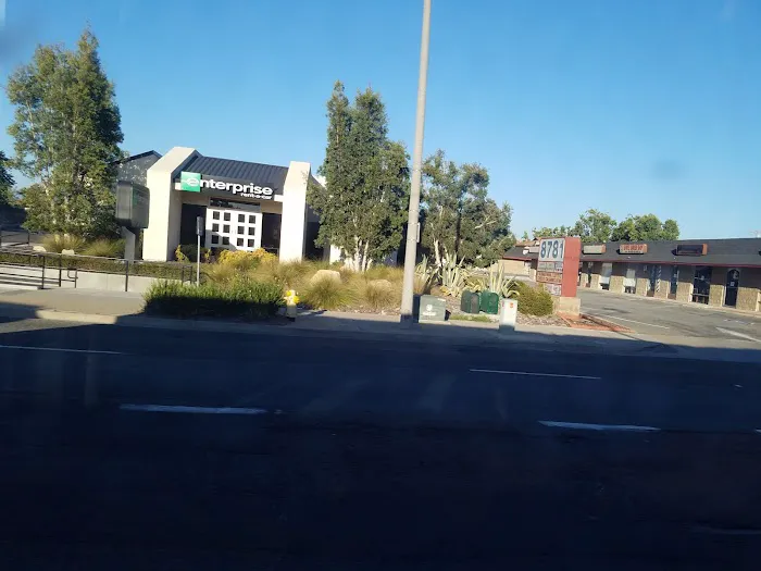 Enterprise Rent-A-Car Picture 5