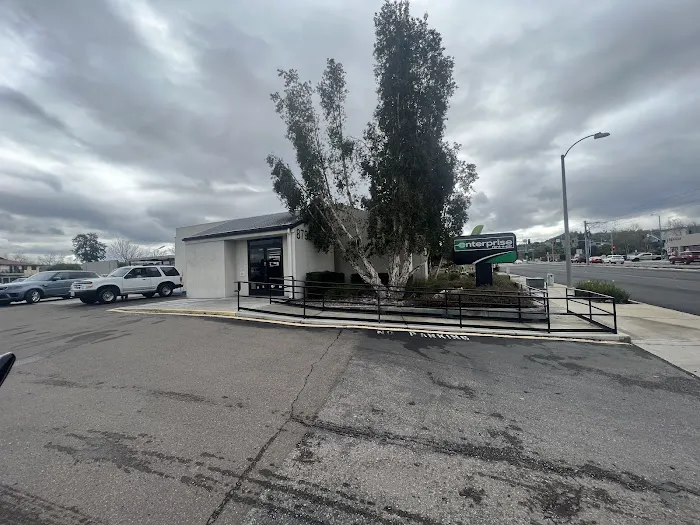 Enterprise Rent-A-Car Picture 9