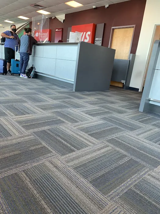 Avis Car Rental Picture 1