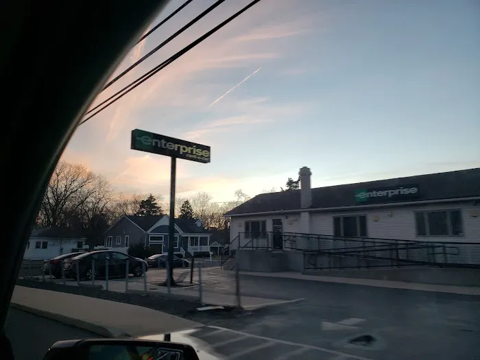 Enterprise Rent-A-Car Picture 2