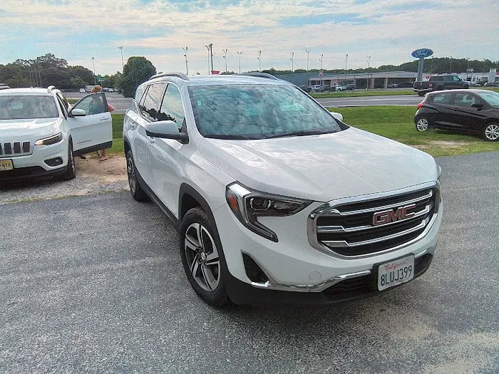Enterprise Rent-A-Car Picture 2