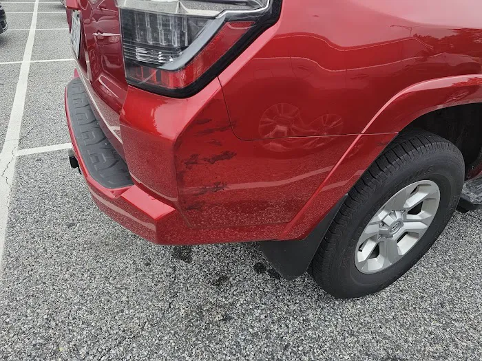Avis Car Rental Picture 7