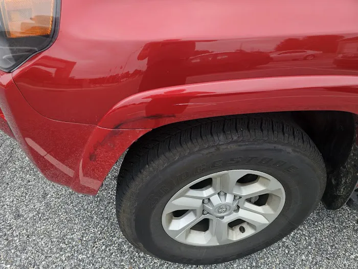 Avis Car Rental Picture 2
