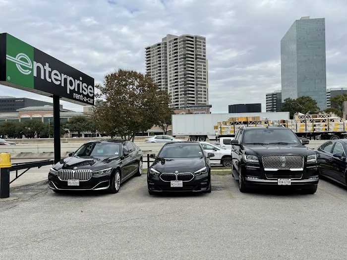 Enterprise Rent-A-Car Picture 3