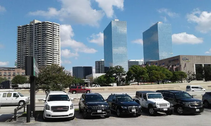 Enterprise Rent-A-Car Picture 9