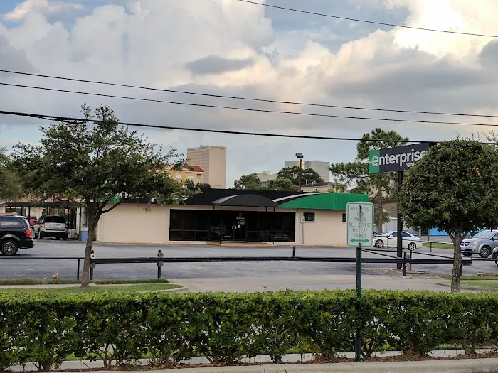 Enterprise Rent-A-Car Picture 8