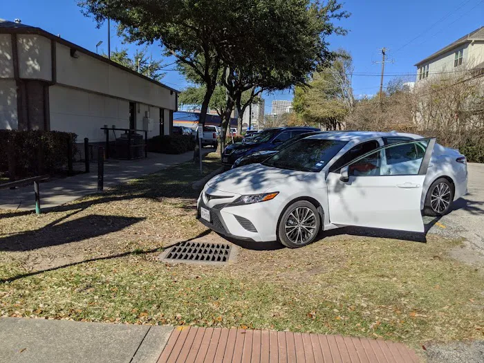 Enterprise Rent-A-Car Picture 7
