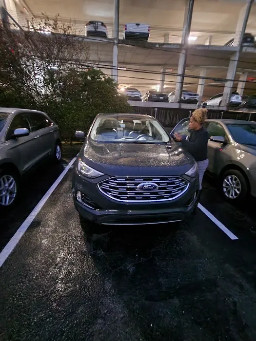 Hertz Car Rental - Houston - West Loop South Picture 8