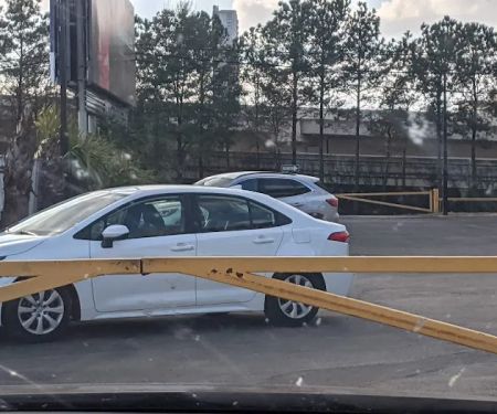 Hertz Car Rental - Houston - West Loop South