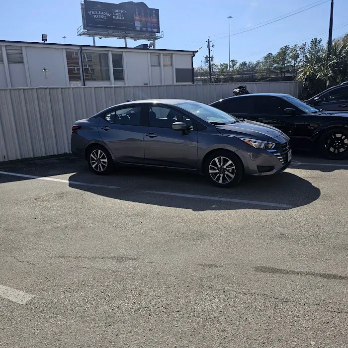 Hertz Car Rental - Houston - West Loop South Picture 5