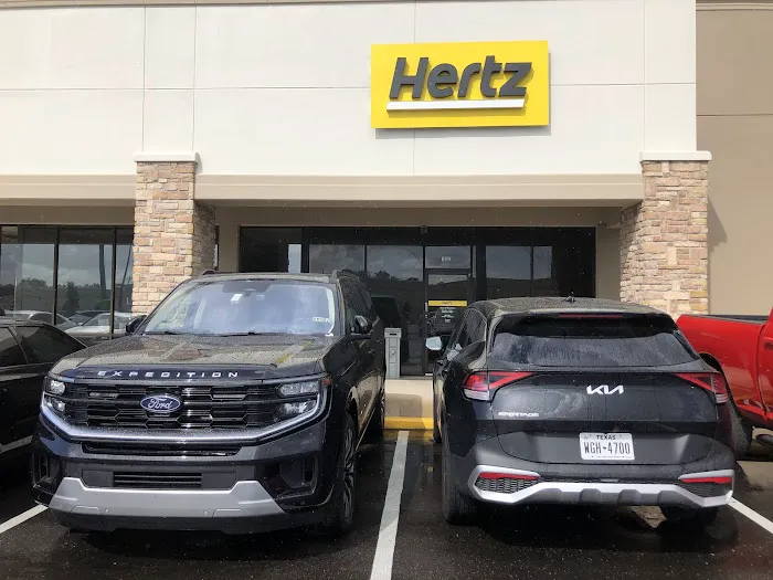 Hertz Car Rental - Houston - Northwest Freeway-santa Ana Hle Picture 6