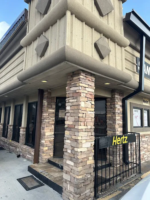 Hertz Car Rental - Houston - Northwest Freeway-santa Ana Hle Picture 9