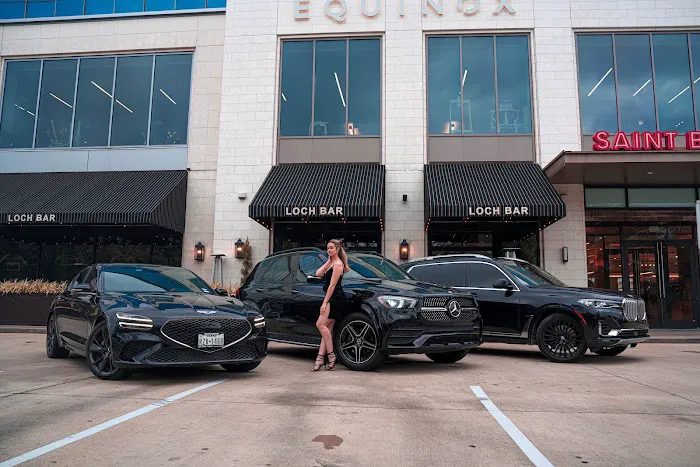 Beyond Luxury Rentals Picture 2
