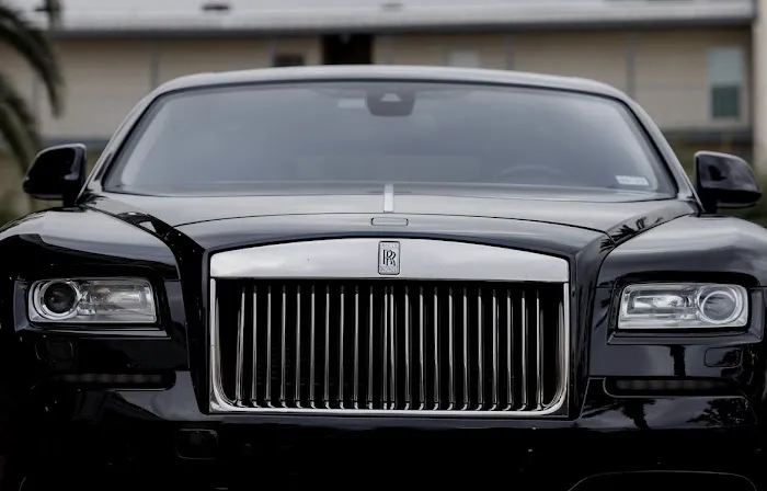 Sapphire Executive Travel - Luxury & Exotic Car Rentals | Chauffeur Services Picture 4