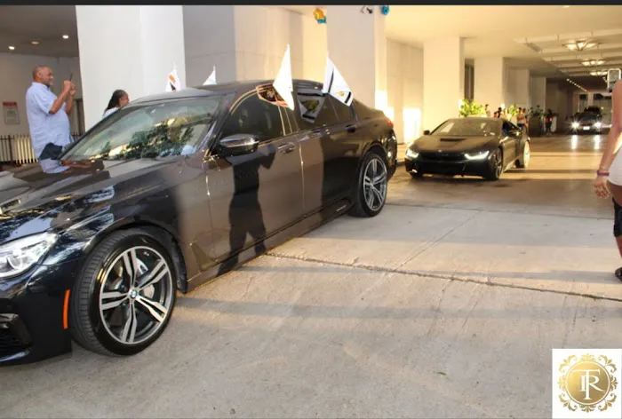 Sapphire Executive Travel - Luxury & Exotic Car Rentals | Chauffeur Services Picture 10