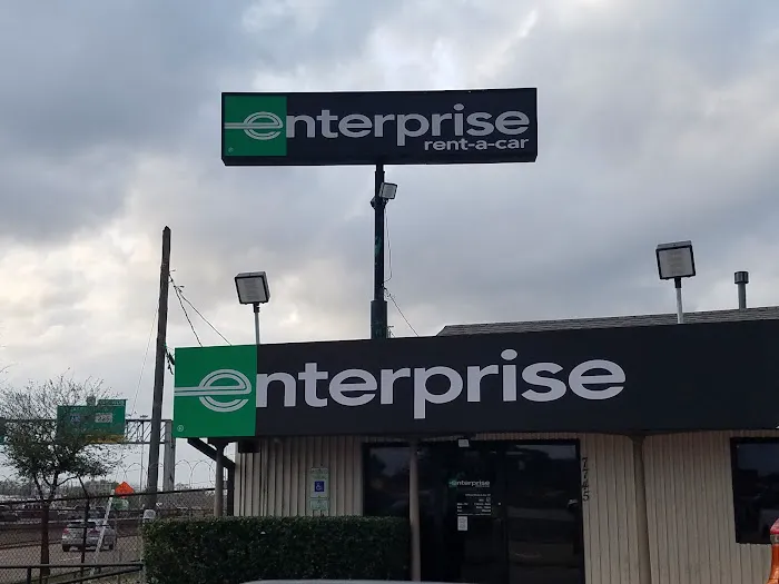 Enterprise Rent-A-Car Picture 1