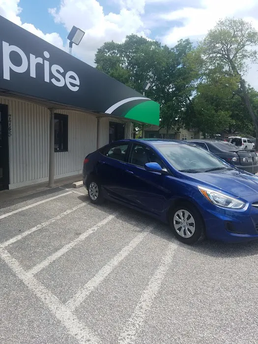 Enterprise Rent-A-Car Picture 4