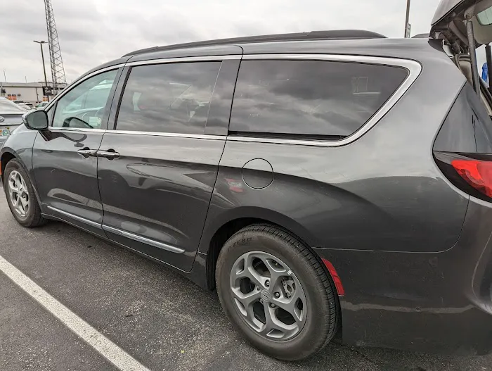 Avis Car Rental Picture 10