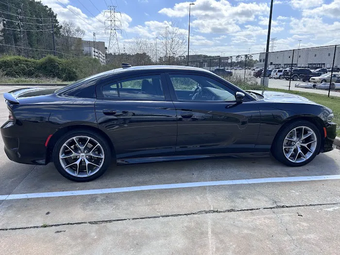 Avis Car Rental Picture 3