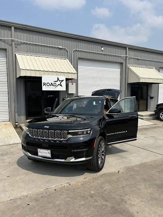 Roadstar Rentals Picture 2