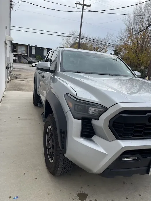 Lavish Luxury Automotive Rental Houston & Storage Picture 6