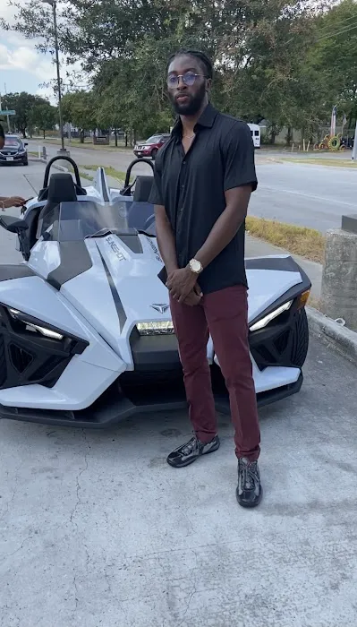Houston Downtown Slingshot Rental Picture 2