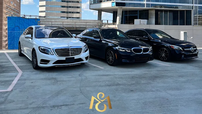 Empyre Luxury Car Rentals Picture 8