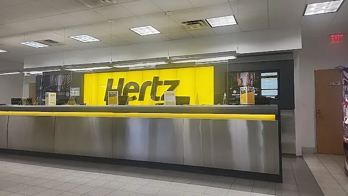 Hertz Car Rental - Houston - William P Hobby Airport (HOU) Picture 3