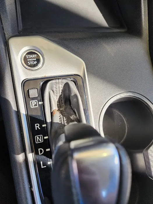 Hertz Car Rental - Houston - William P Hobby Airport (HOU) Picture 7