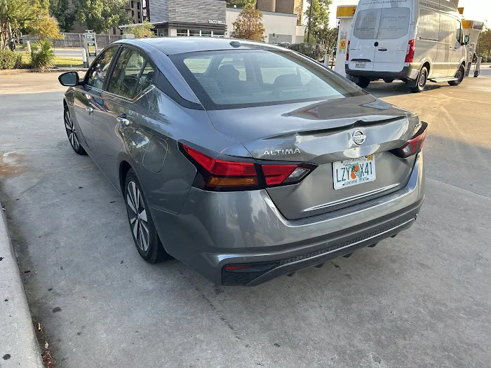 Easirent Car Rental George Bush Airport (IAH) Picture 5