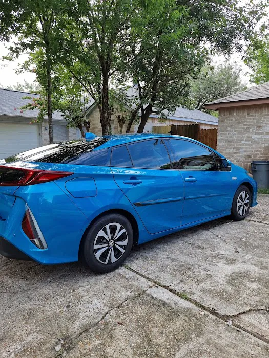 The Favis Car Rental Picture 2