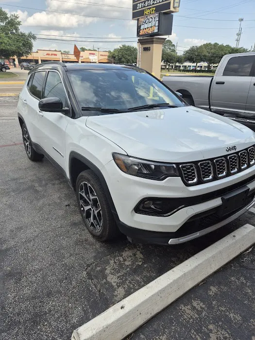 Hertz Car Rental - Houston - Jones Road Picture 8