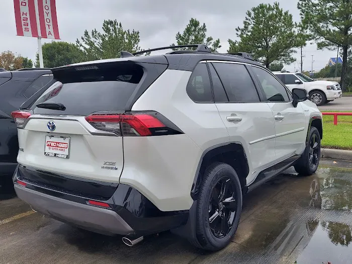 Toyota Rent A Car of Houston Picture 2