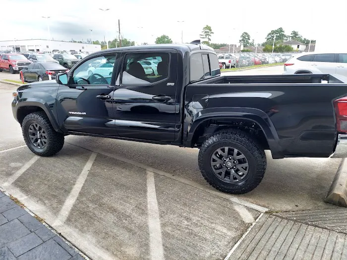 Toyota Rent A Car of Houston Picture 7