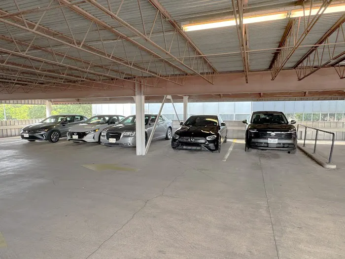 Sadaat Rideshare Rental Picture 1